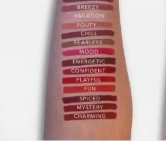 Becca Ultimate Lip Definer Mystery by Becca for Women 0.012 oz Lip Liner Retired - Picture 2 of 2